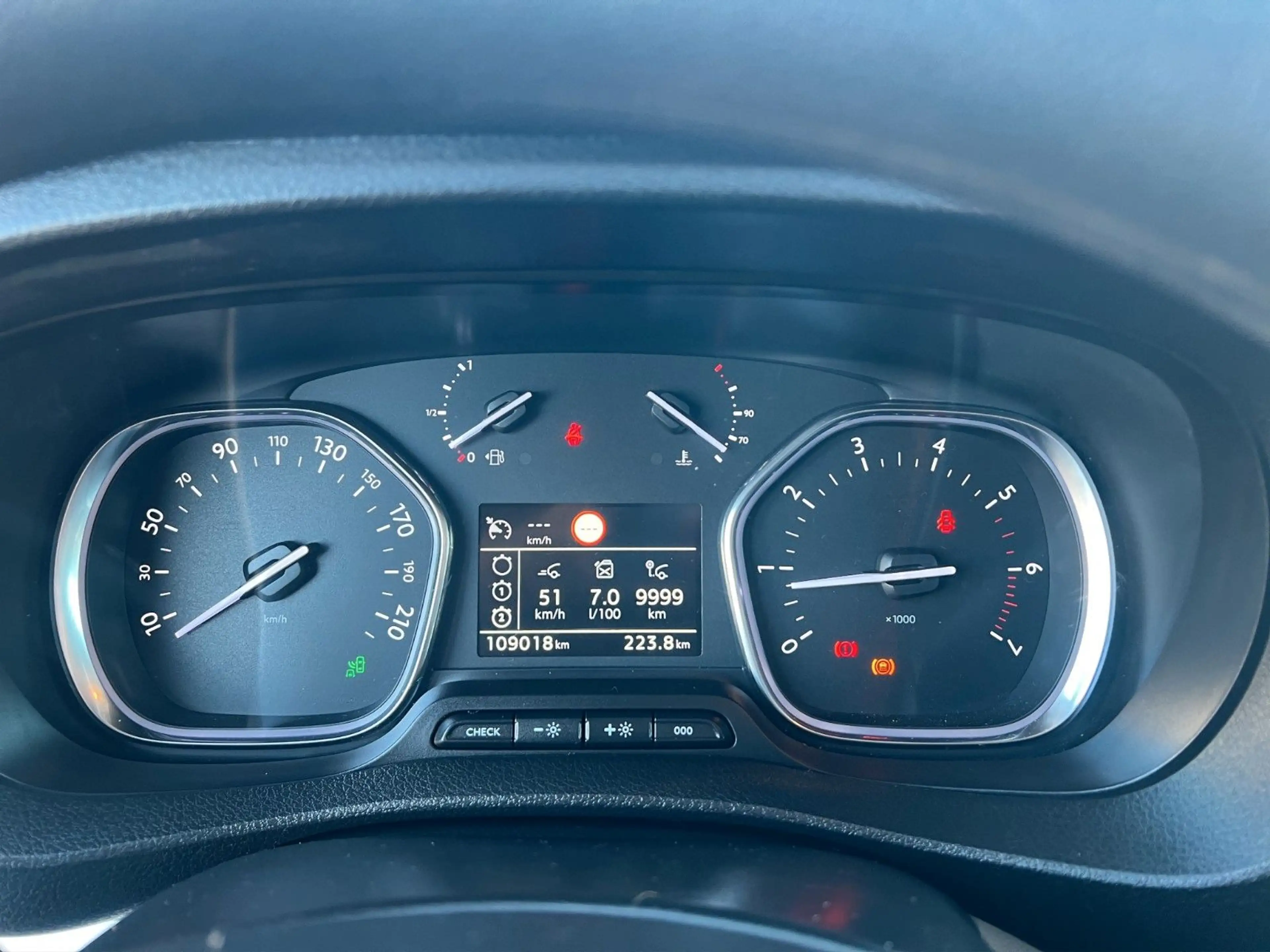 Citroen Spacetourer Business XS *9-SITZE*HUD*AHK*1.HAND* — photo 12