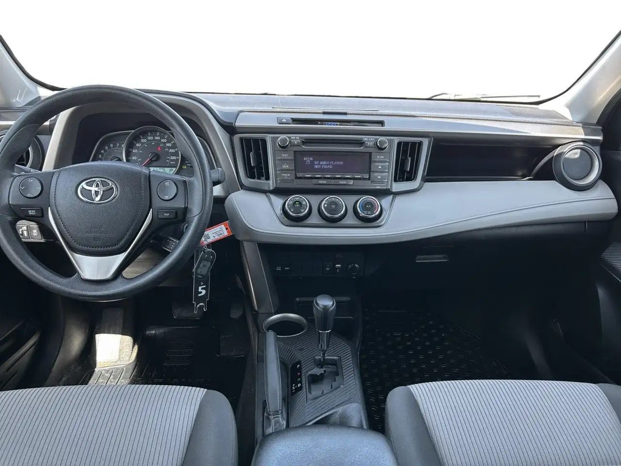 Toyota RAV 4 снимка Toyota RAV 4