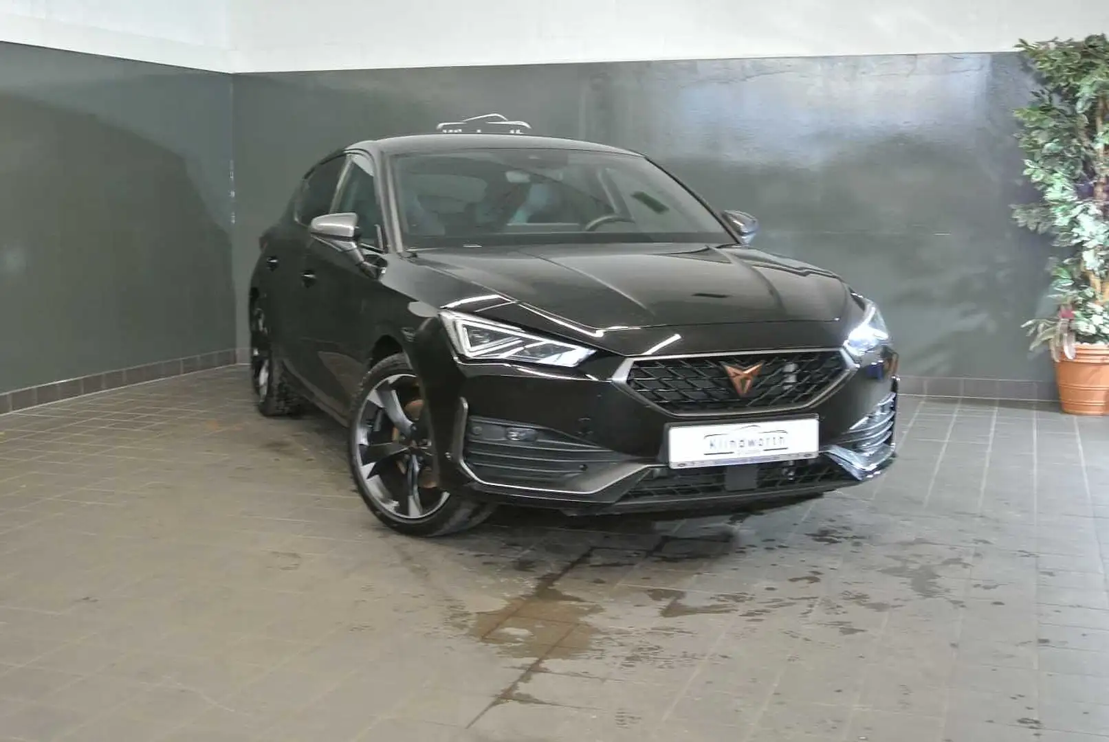 CUPRA Leon Cupra Leon 1.4 e-PHEV DSG +Matix-LED+XL-Paket Schwarz - 2