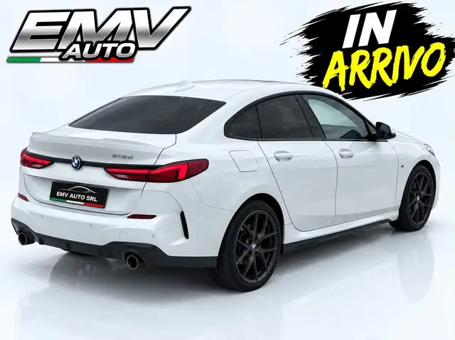 BMW 2 Series view 10