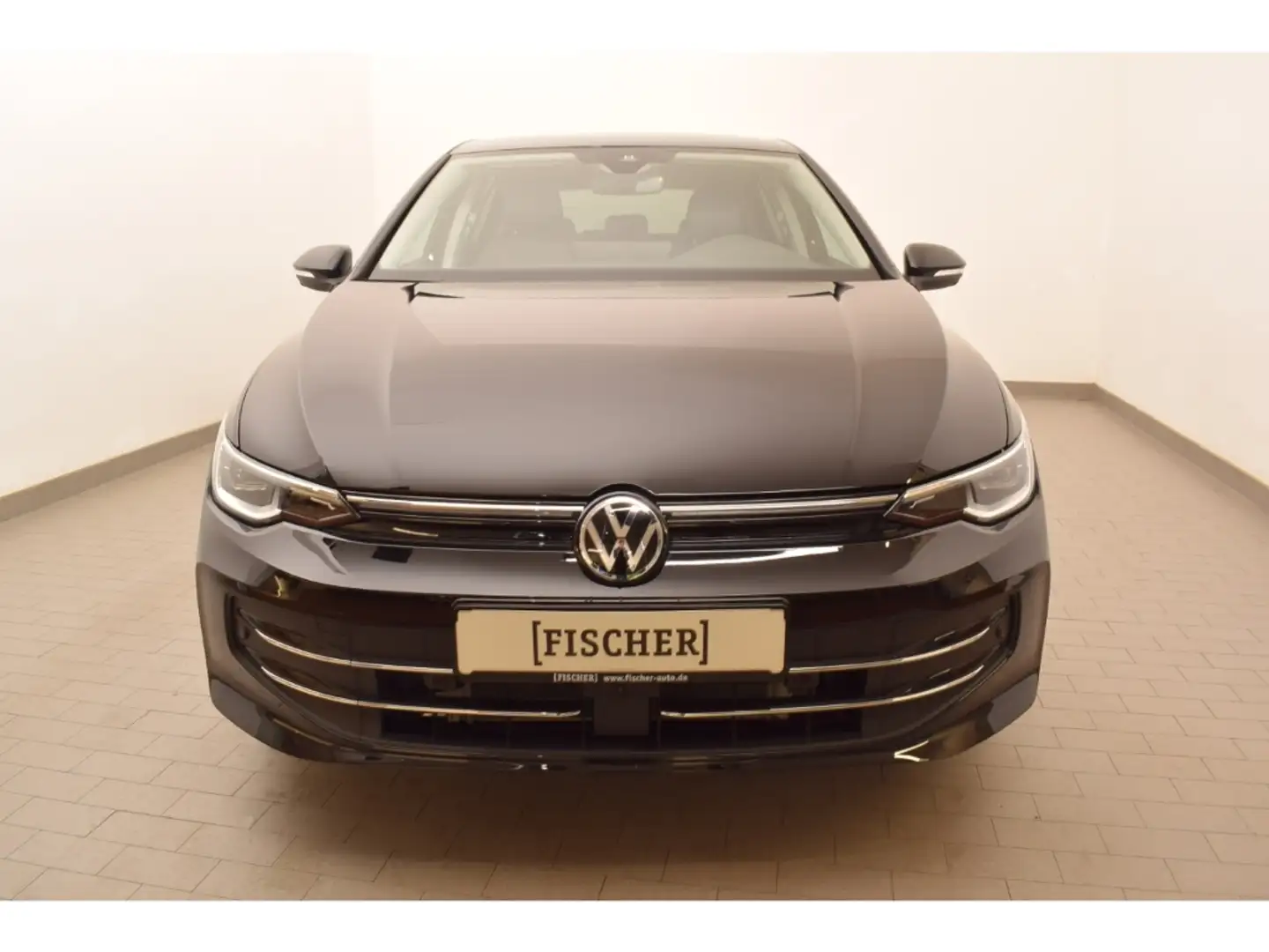 Volkswagen Golf VIII 1.5TSI Goal Matrix AHK Navi 360° ACC Schwarz - 2