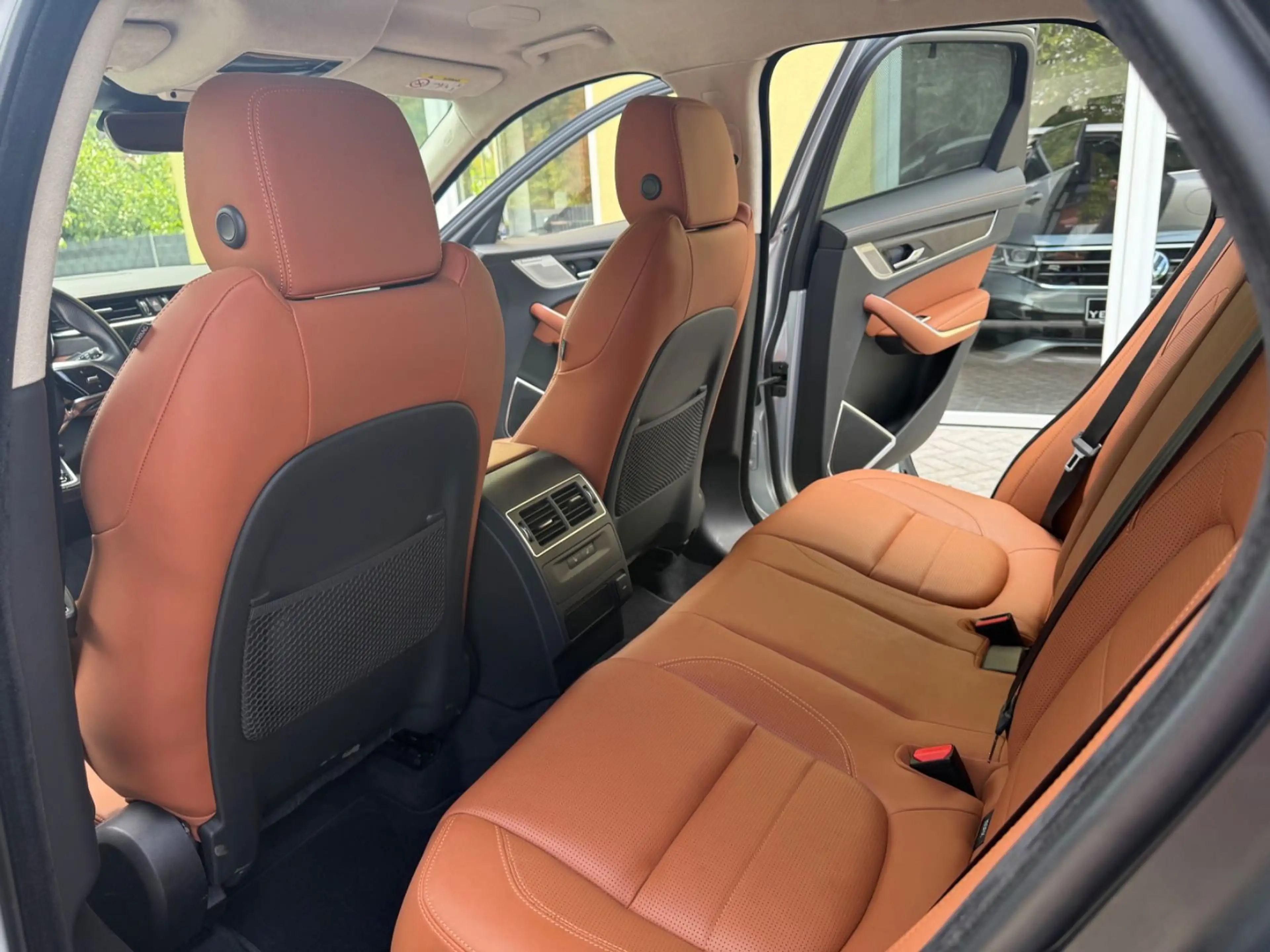 Jaguar F-Pace F-PACE R-Dynamic SE AWD Virtual-HeadUP-Massage — photo 11
