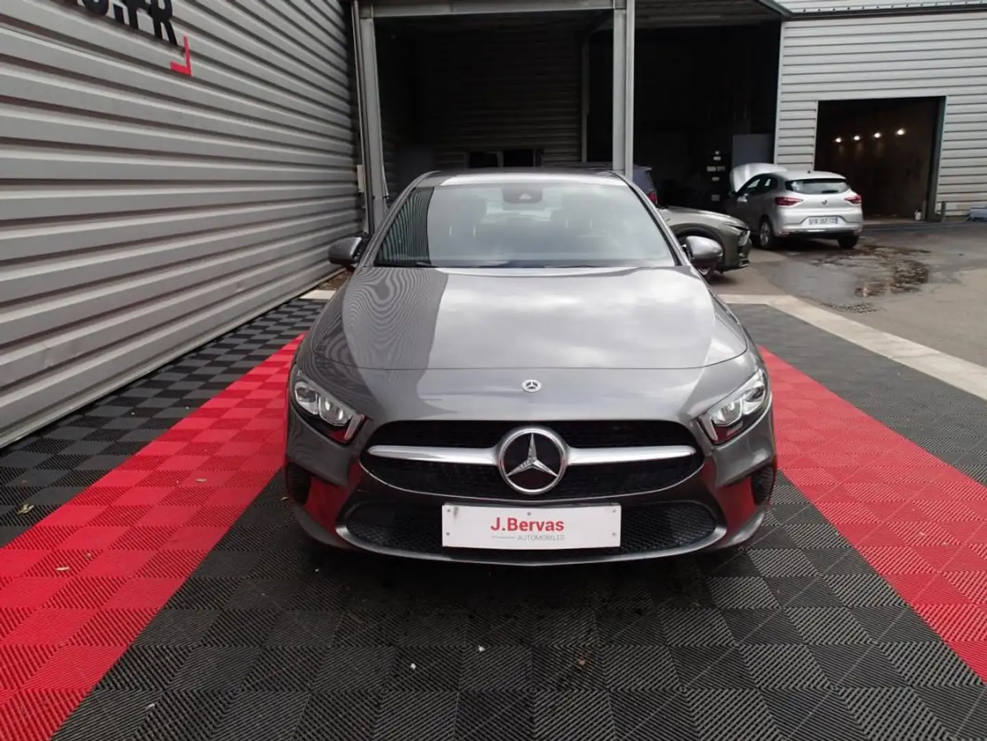 Mercedes-Benz A 250 250 e Style Line 8G-DCT - 2