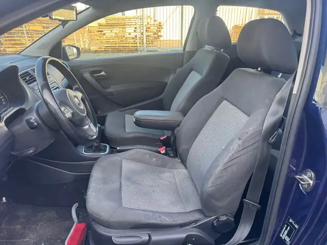 Volkswagen Polo view 11