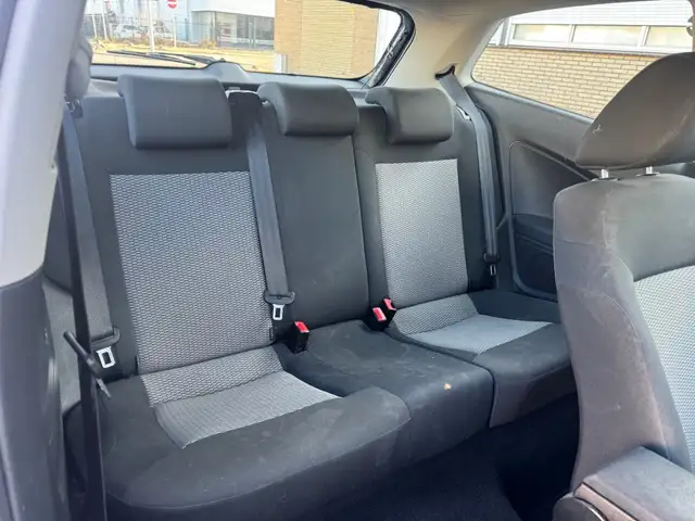 Volkswagen Polo view 12