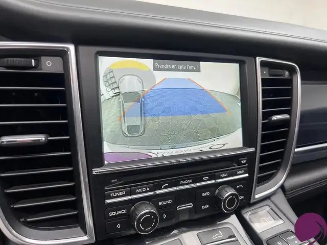 Porsche Panamera view 10