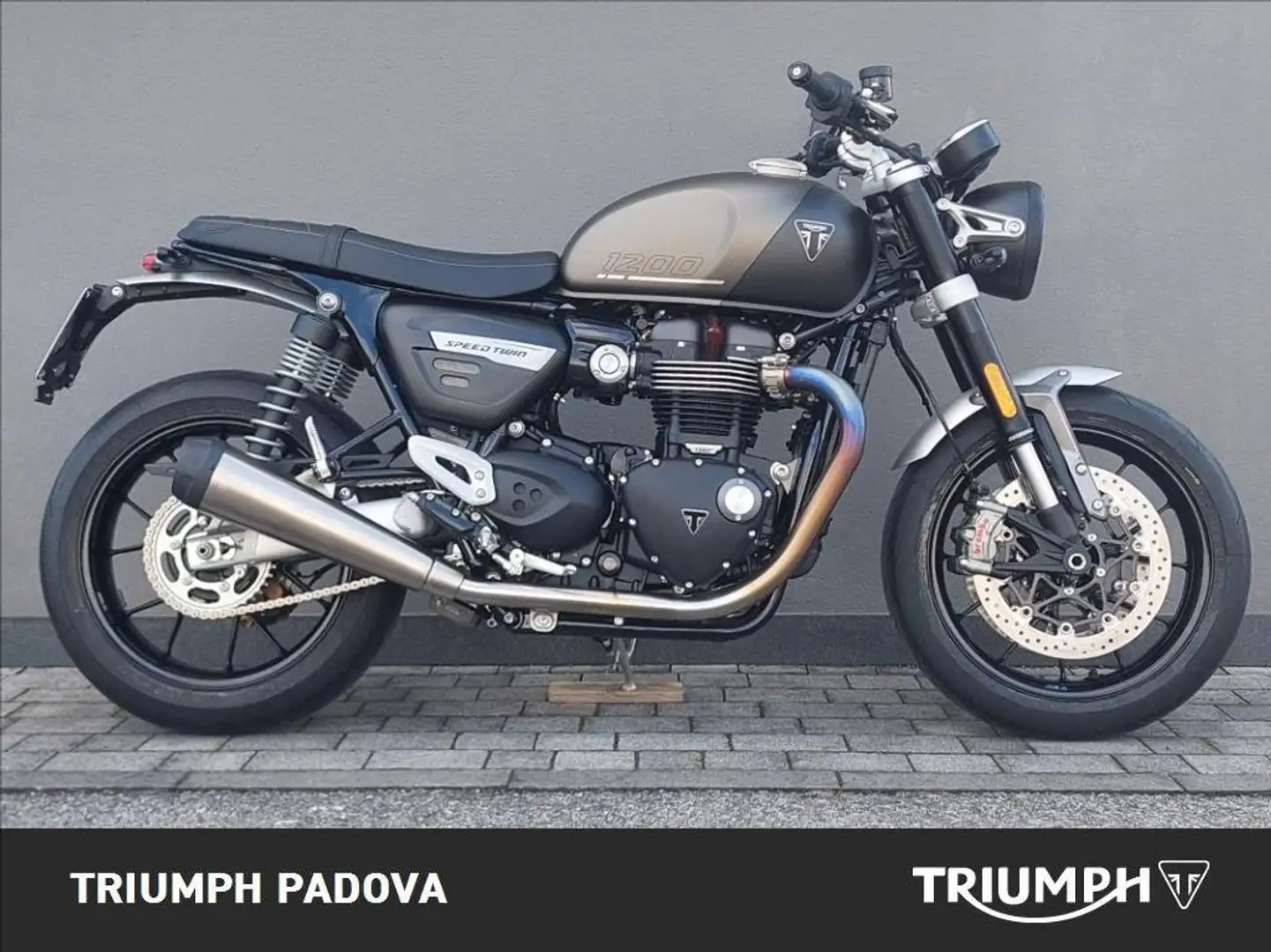 Triumph Speed Twin 1200 Grigio - 1