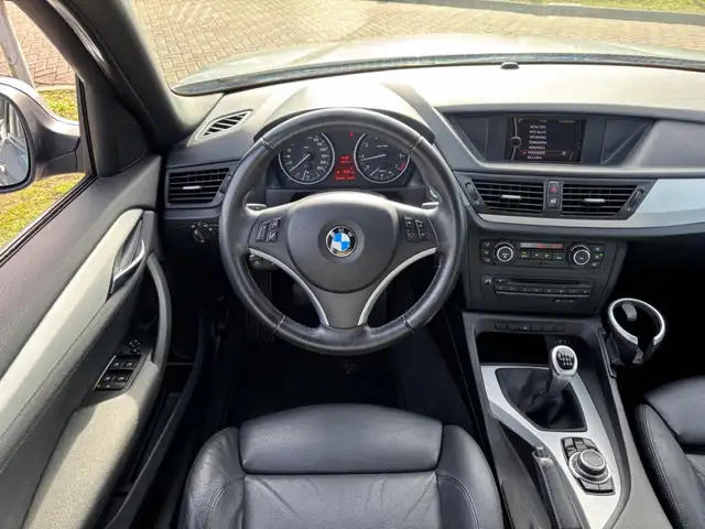 BMW X1 view 9