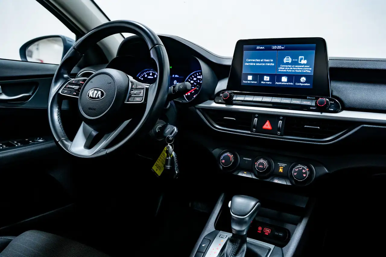 Kia Forte снимка Kia Forte
