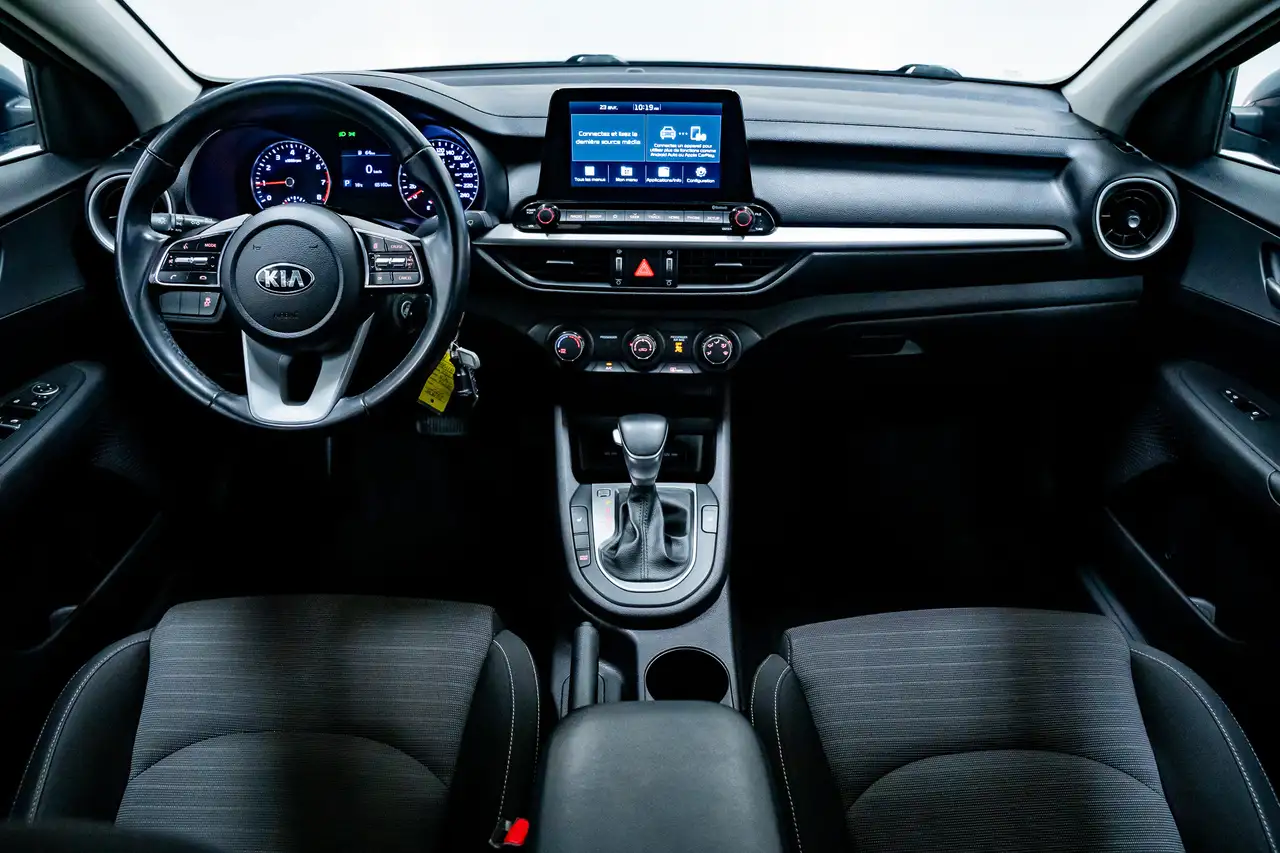 Kia Forte снимка Kia Forte