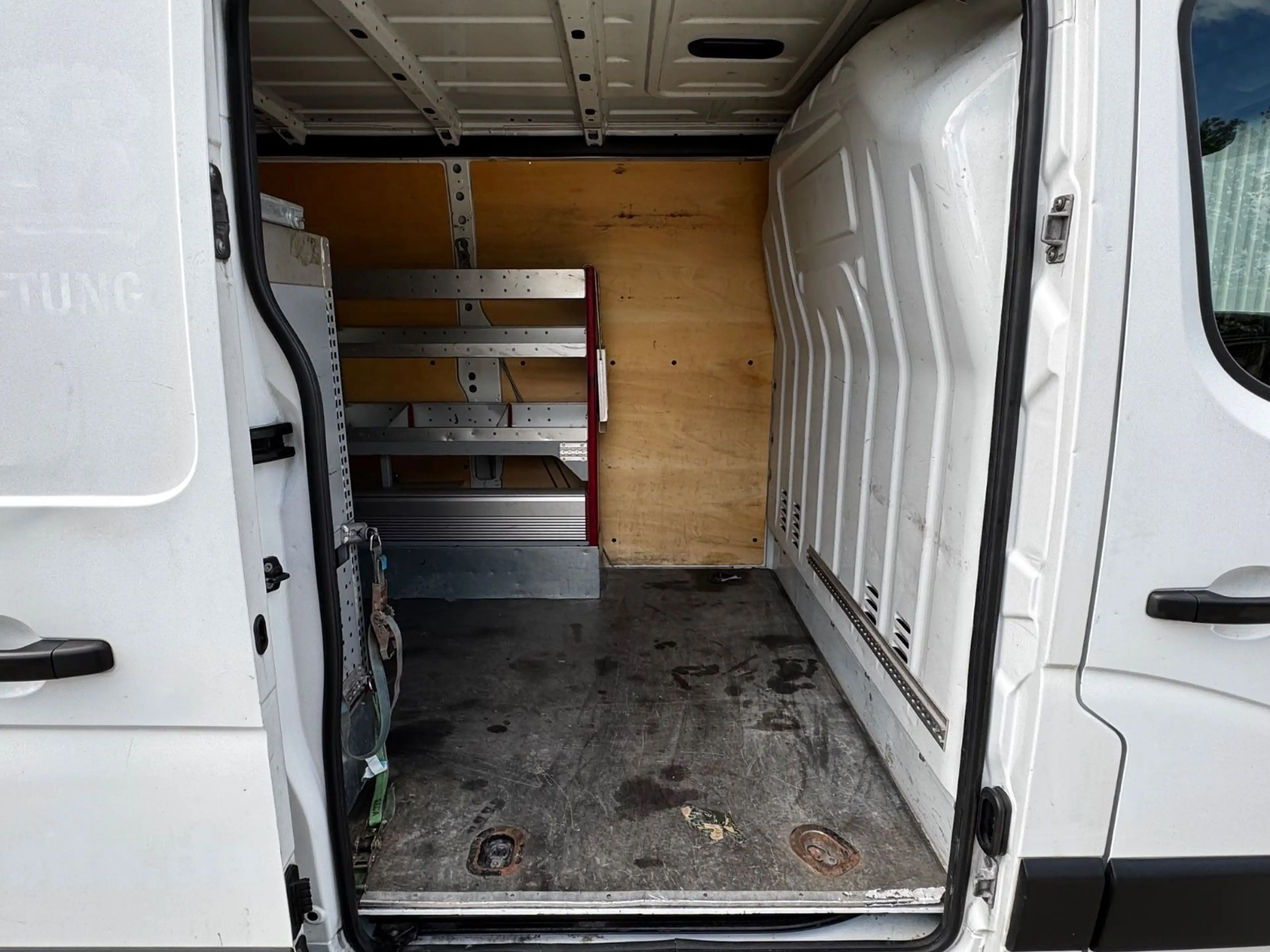Renault Master III Kasten L1H1  Bott Regale AHK Klima — photo 15