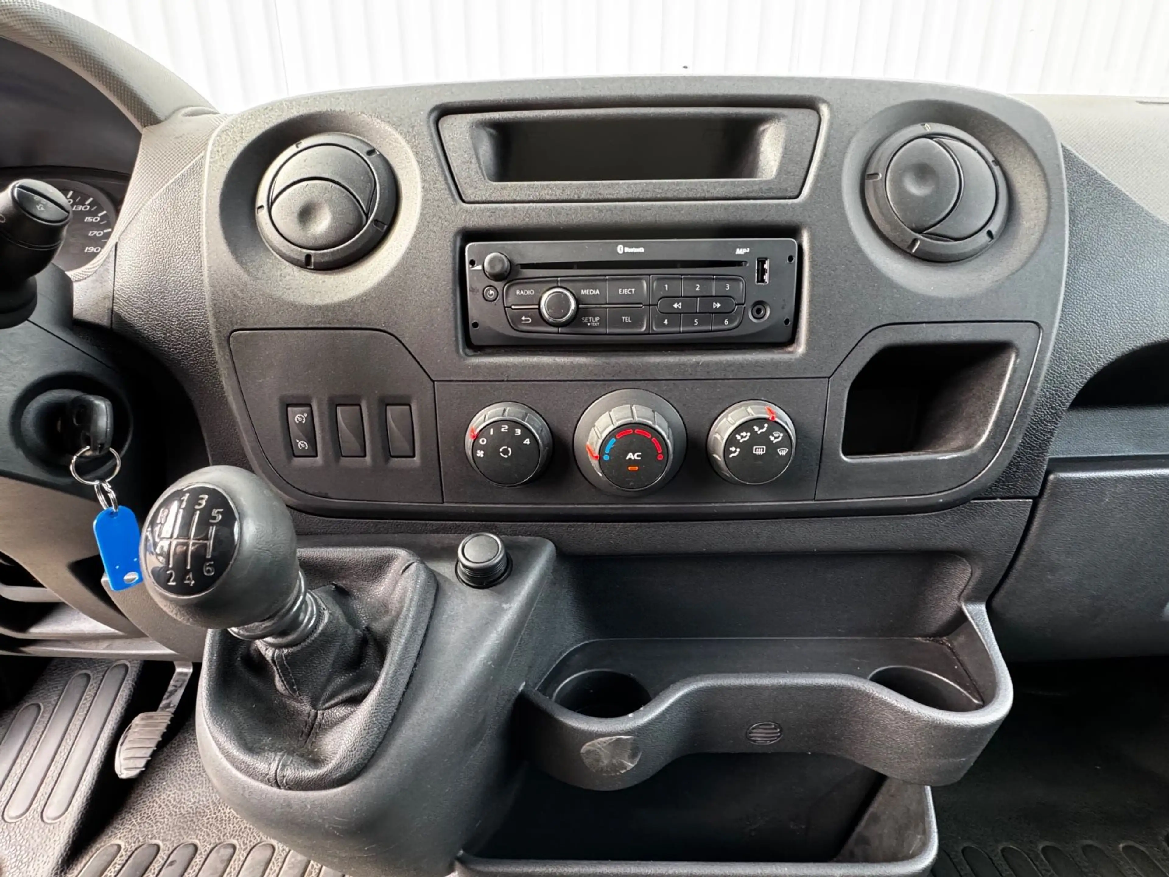 Renault Master III Kasten L1H1  Bott Regale AHK Klima — photo 10