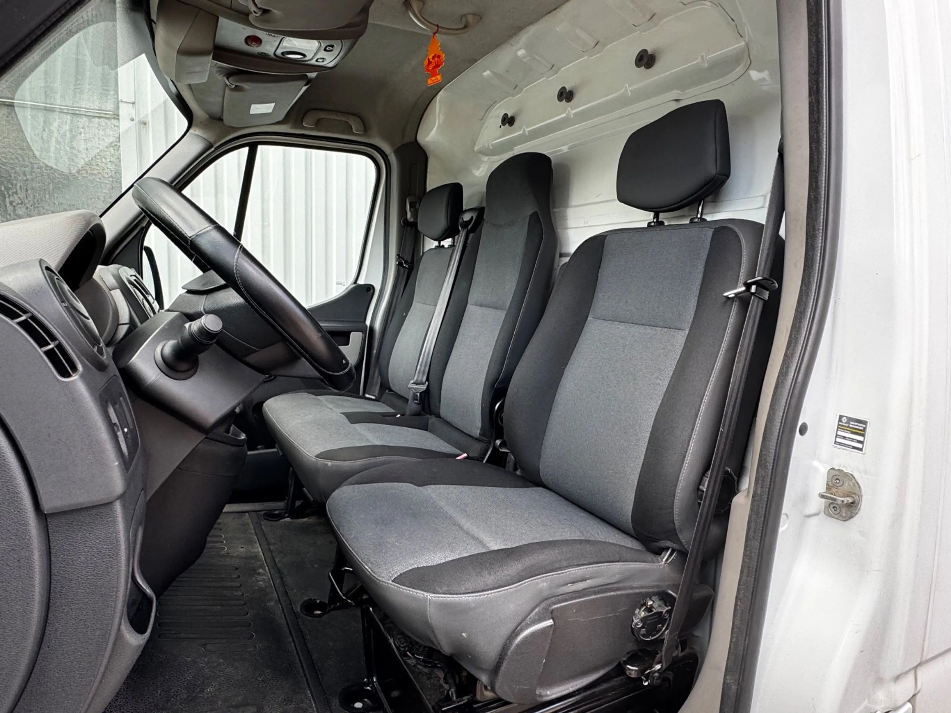 Renault Master III Kasten L1H1  Bott Regale AHK Klima — photo 7