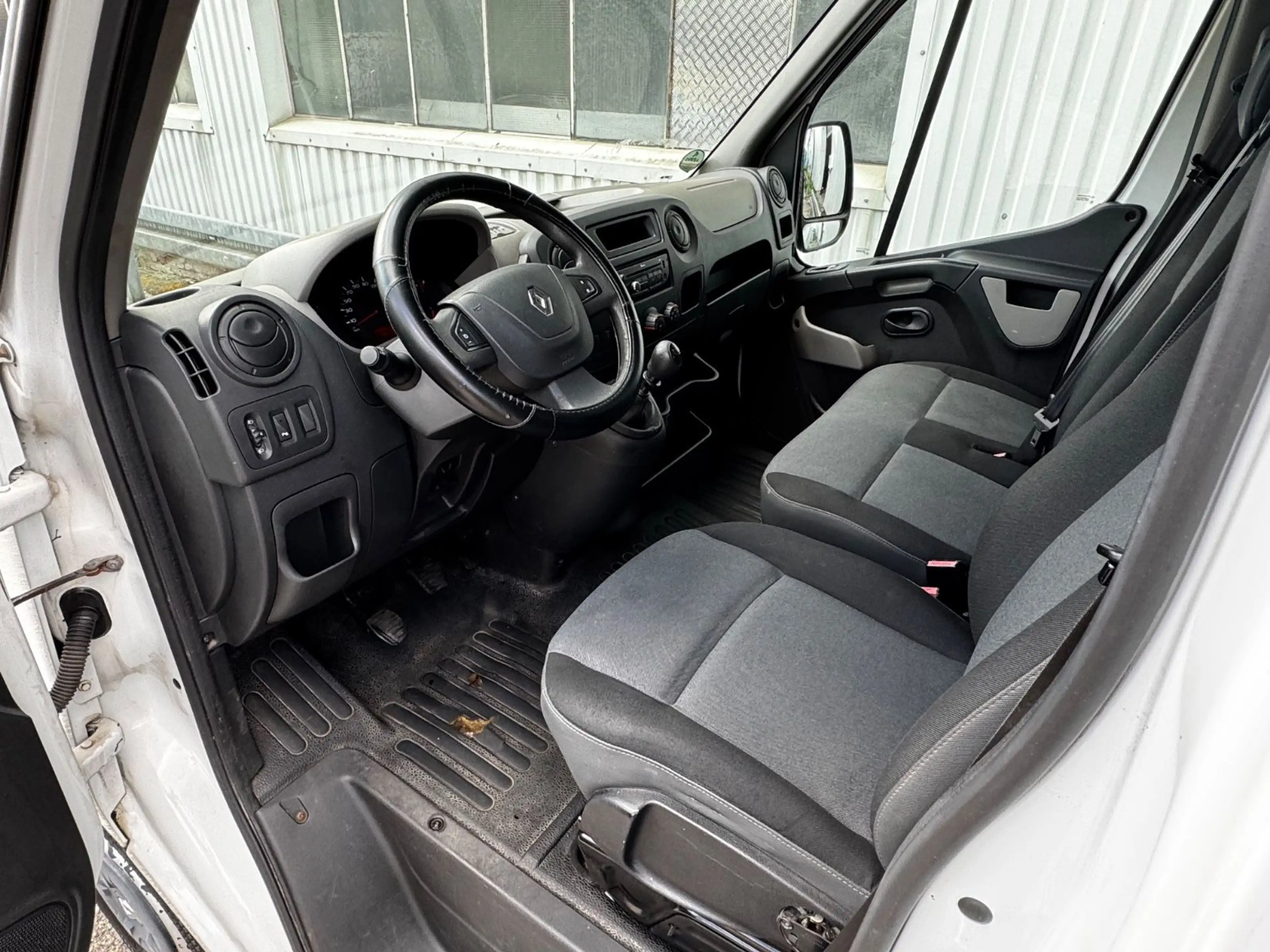 Renault Master III Kasten L1H1  Bott Regale AHK Klima — photo 5