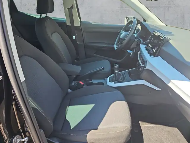 SEAT Arona view 13