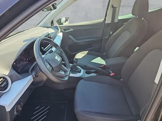 SEAT Arona view 12