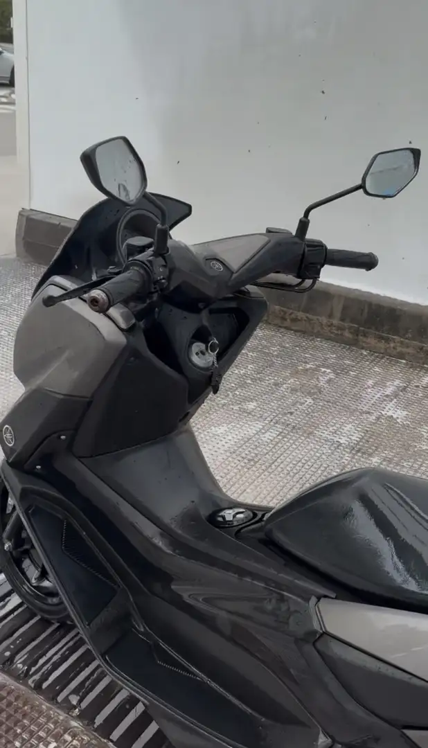 Yamaha NMAX Negro - 2