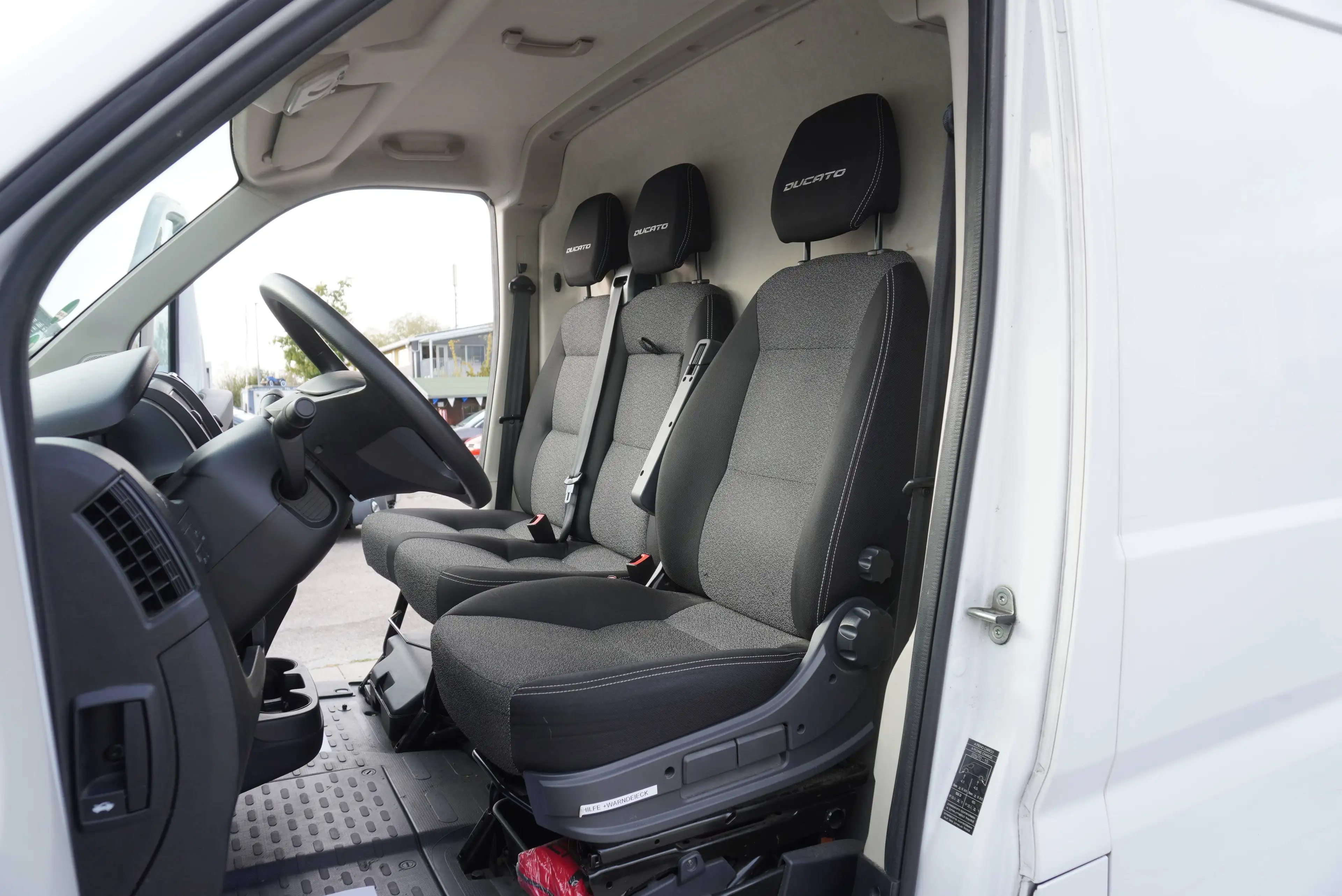 Fiat Ducato DUCATO*130 L2H2 RS: 3450 mm*TÜV NEU*SERVICE NEU*1.HAND*AHK*KLIMA*3-SITZER* — photo 14