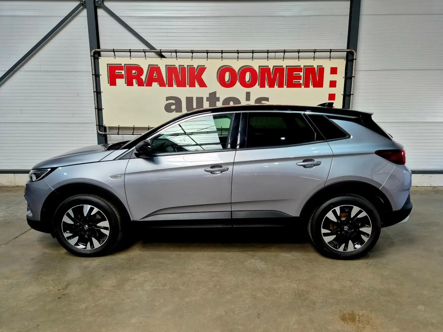 Opel Grandland X 1.2 Turbo 131PK Ultimate + Panorama|Leder|360 came Gris - 2