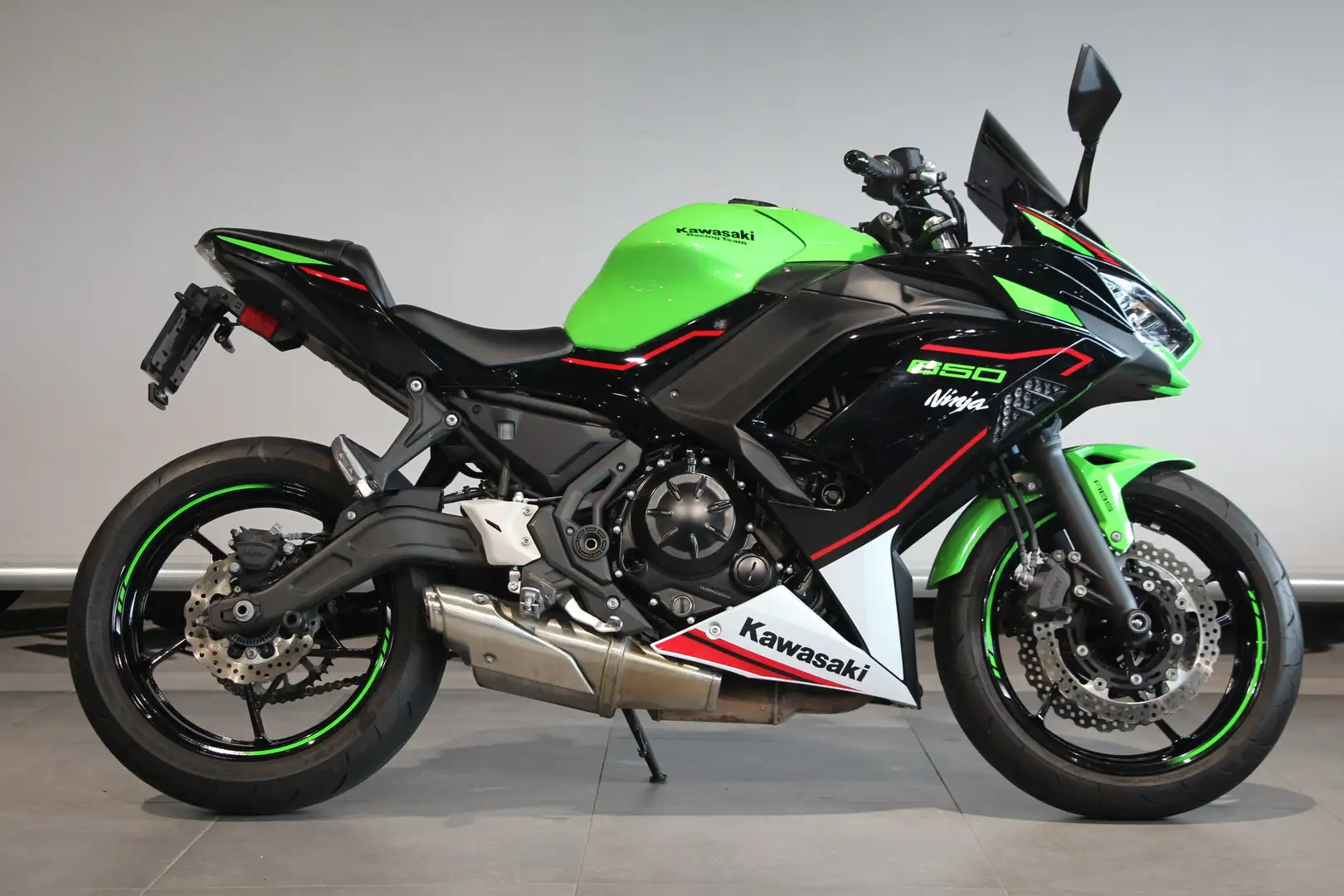 Kawasaki Ninja 650 Negro - 1