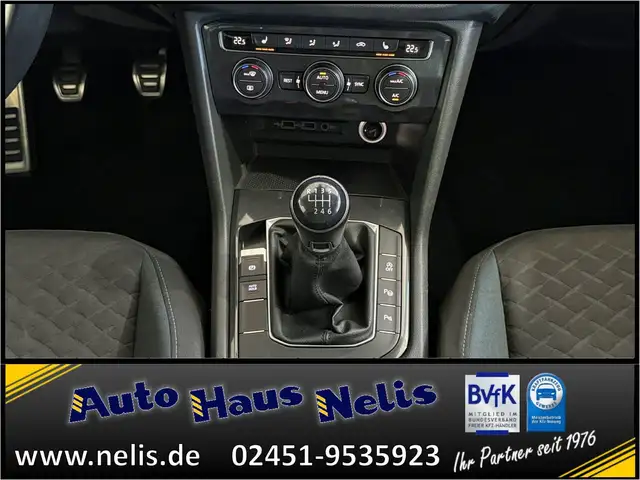 Volkswagen Tiguan view 15