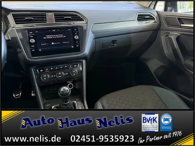 Volkswagen Tiguan view 16