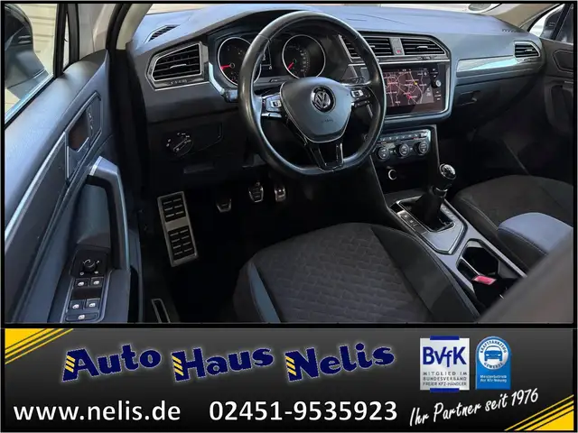 Volkswagen Tiguan view 9