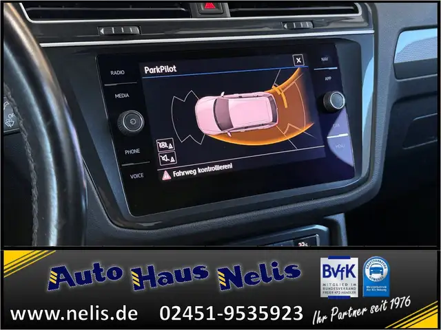 Volkswagen Tiguan view 14