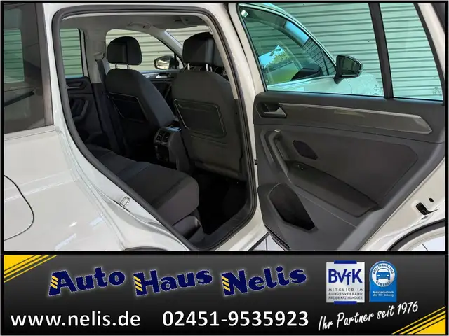 Volkswagen Tiguan view 29