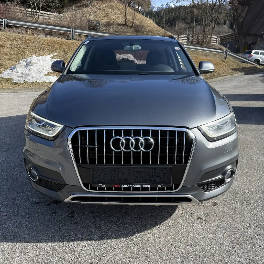 Audi Q3 2,0 TDI quattro DPF S-tronic Exklusive - 2