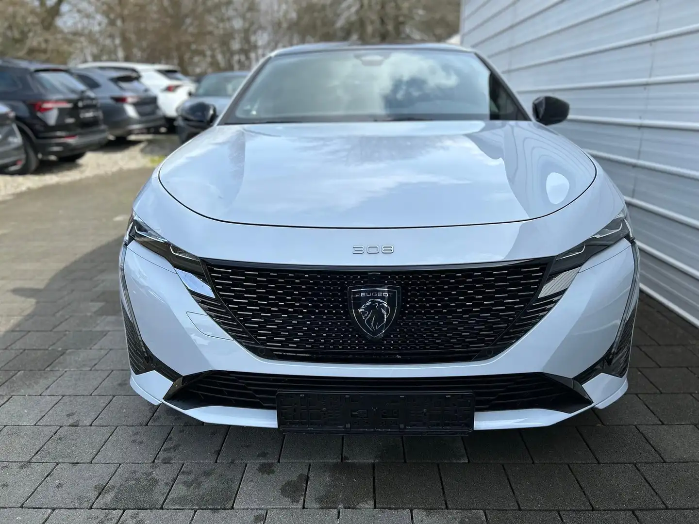 Peugeot 308 Hybrid 145 GT e-DCS6 *AHK*Pano*360*TOP ANGEBOT ... Weiß - 1