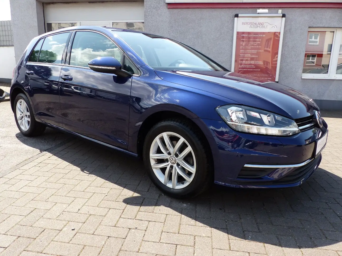 Volkswagen Golf VII Lim. Comfortline BMT, Navi, PDC v+h, Sh Bleu - 2