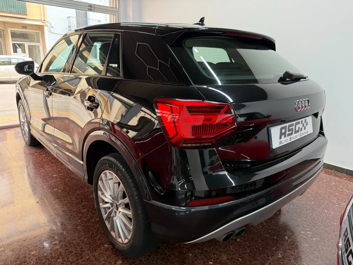 Audi Q2 1.4 TFSI COD Advanced S tronic 110kW Noir - 2
