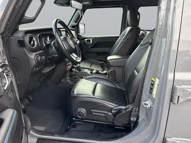 Jeep Wrangler view 13