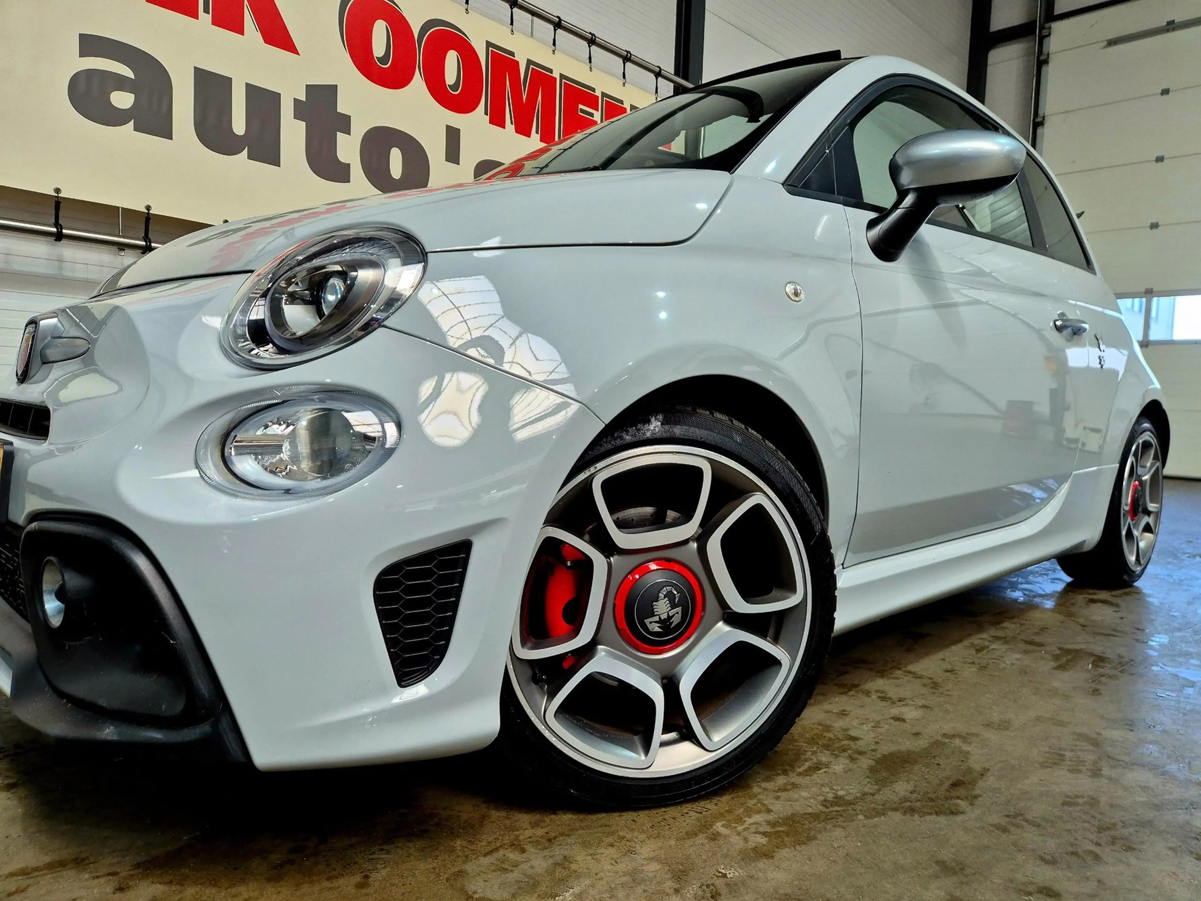Abarth 500C 1.4 T-Jet Abarth 165PK 595 Turismo 70th Anniversar — photo 9