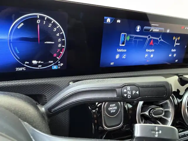 Mercedes-Benz Cla view 14