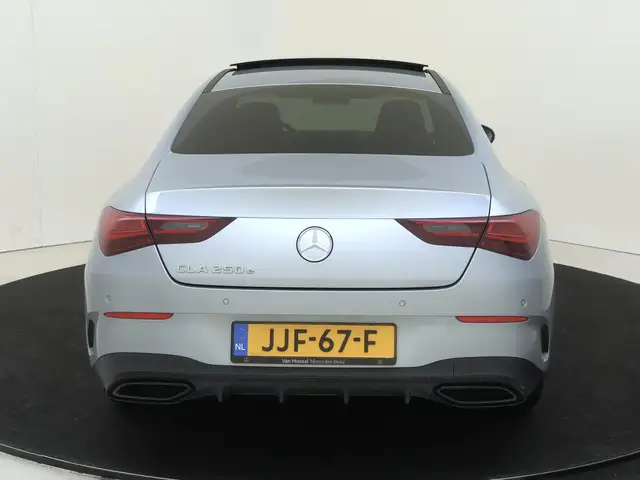 Mercedes-Benz Cla view 7
