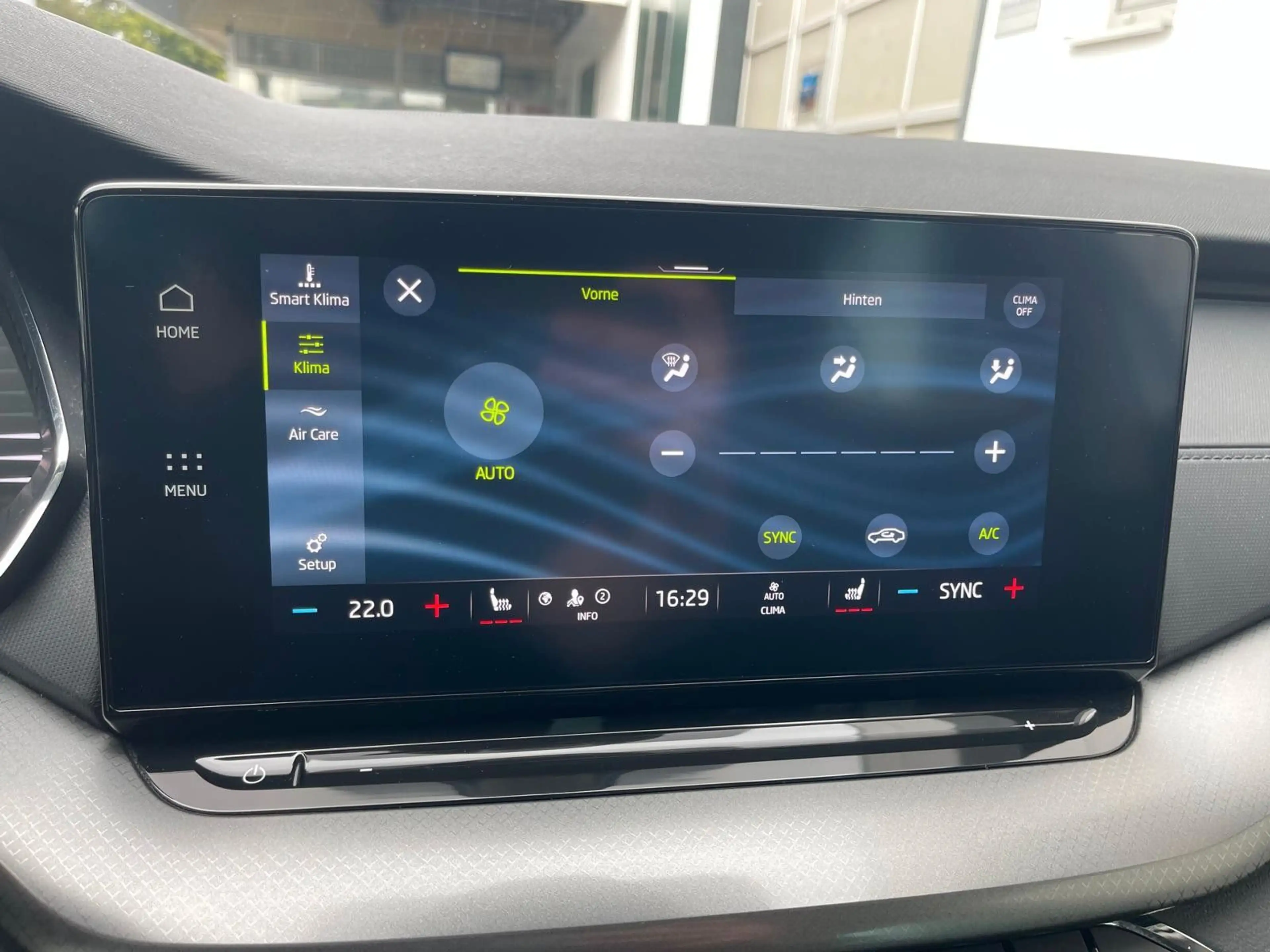 Skoda Octavia 2,0TDI Ambition 1Hd/MWST/DSG/4xSHZ/NAVI — photo 13