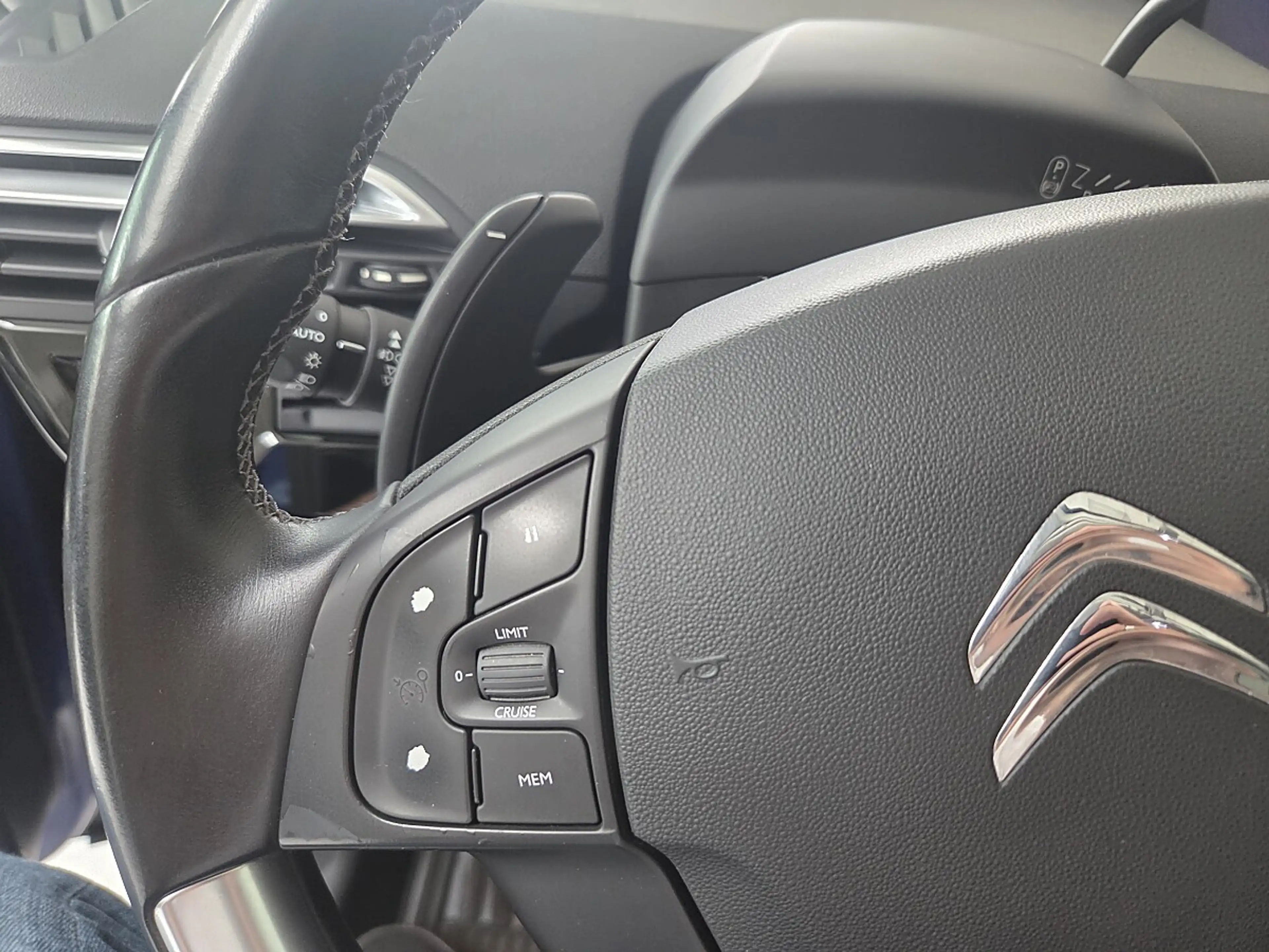 Citroen Grand C4 Picasso BlueHDi 150 S&S EAT 6 Shine — photo 10