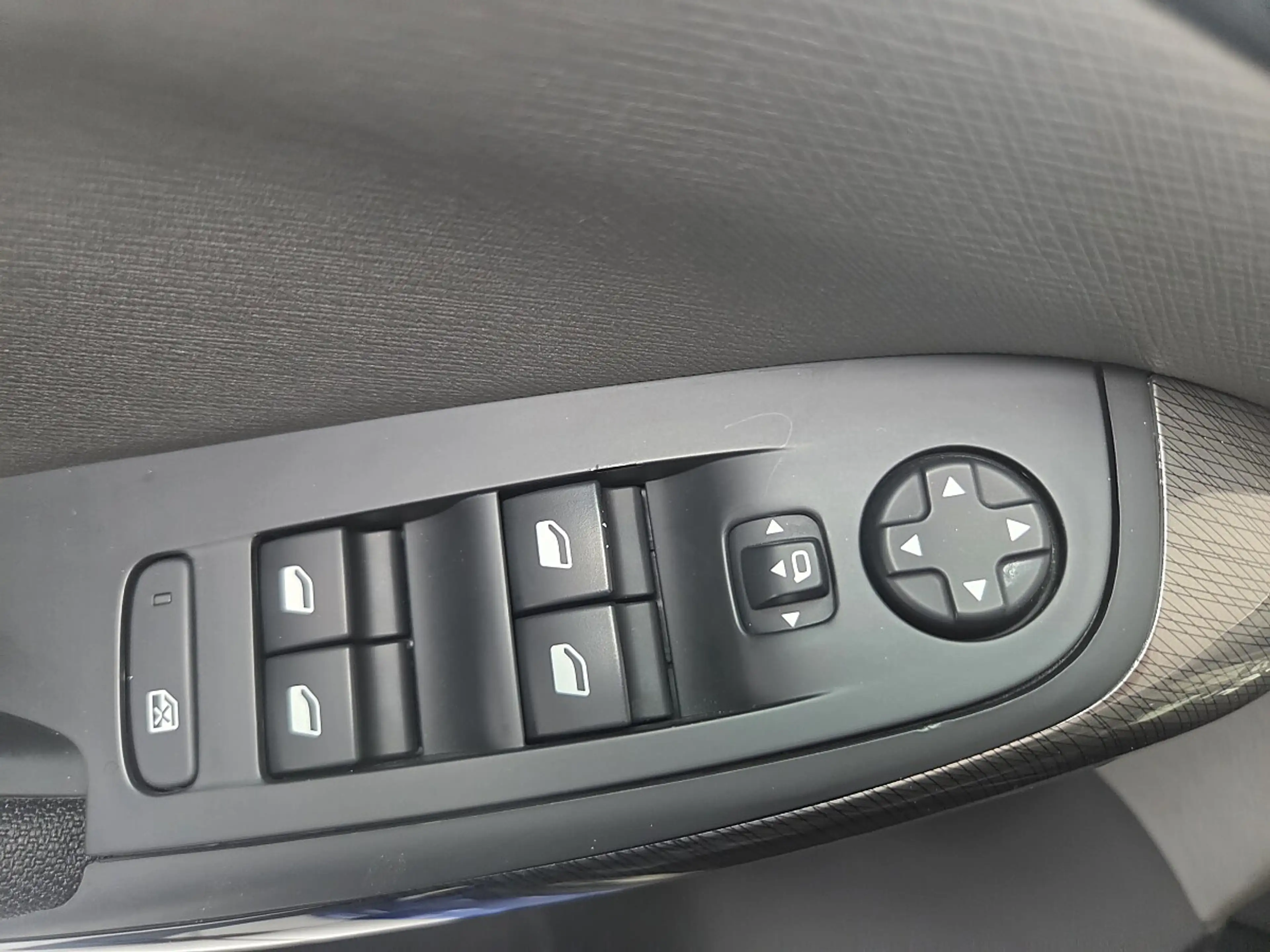 Citroen Grand C4 Picasso BlueHDi 150 S&S EAT 6 Shine — photo 8
