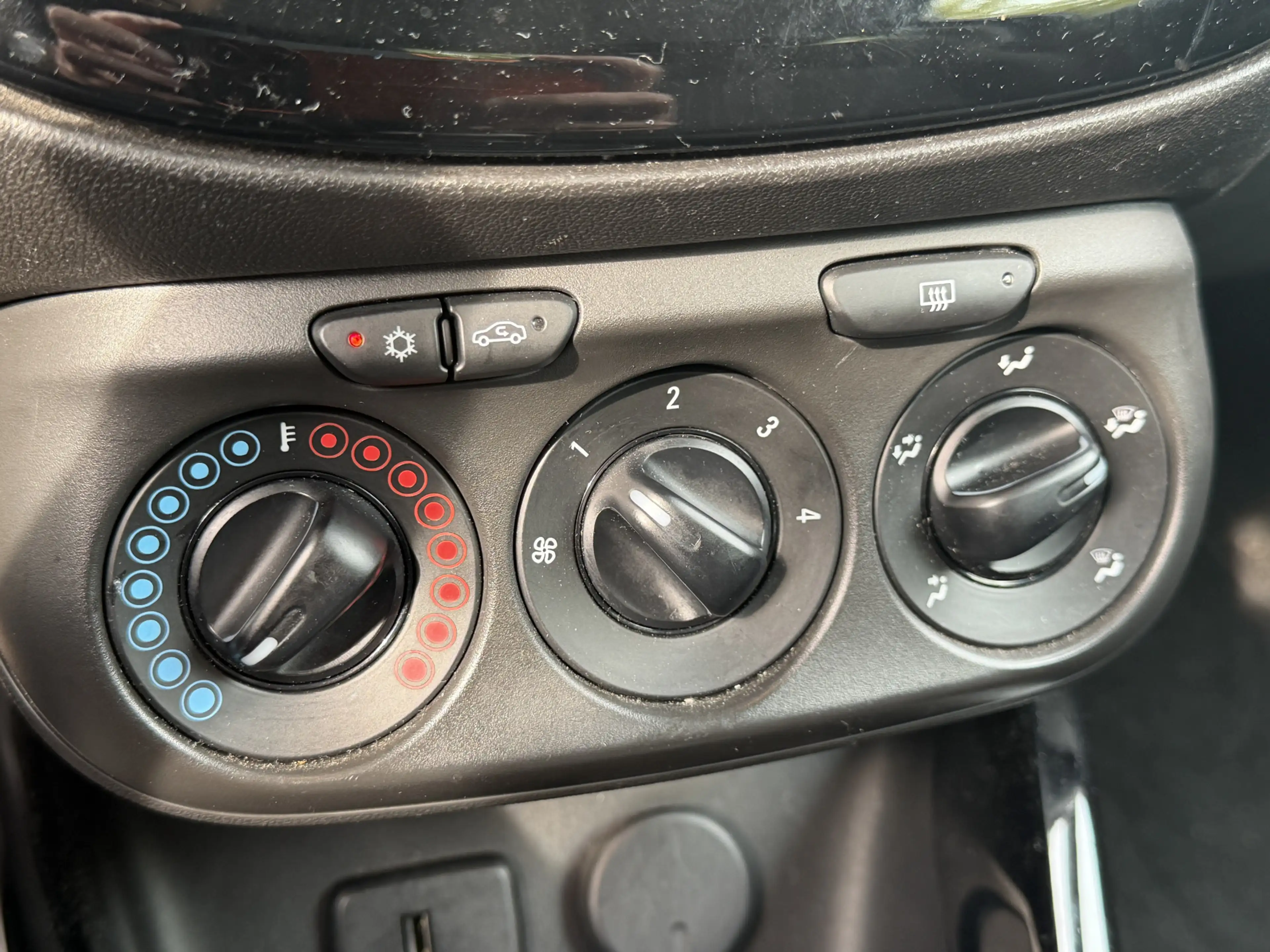 Opel Adam BWJ 11-2016 | 1.0T 90PK Unlimited | AIRCO | TWO/TO — photo 11