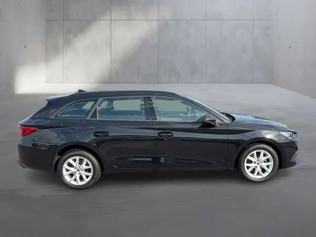 Seat Leon Leon view 6