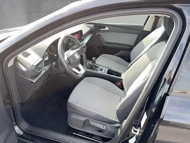 Seat Leon Leon view 9