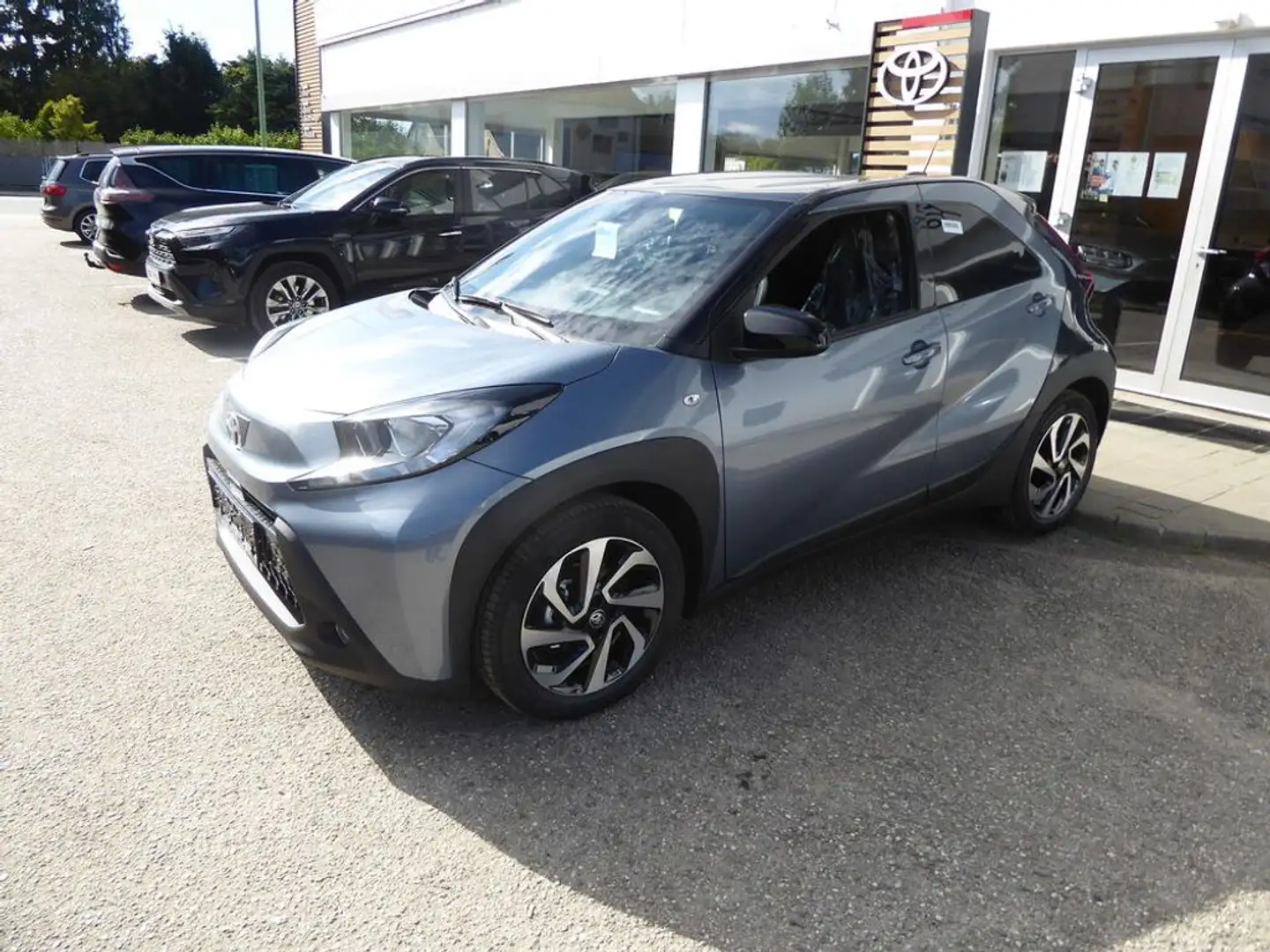 Toyota Aygo X 1,0 VVT-i Pulse CVT *VERFÜGBAR* Blau - 2