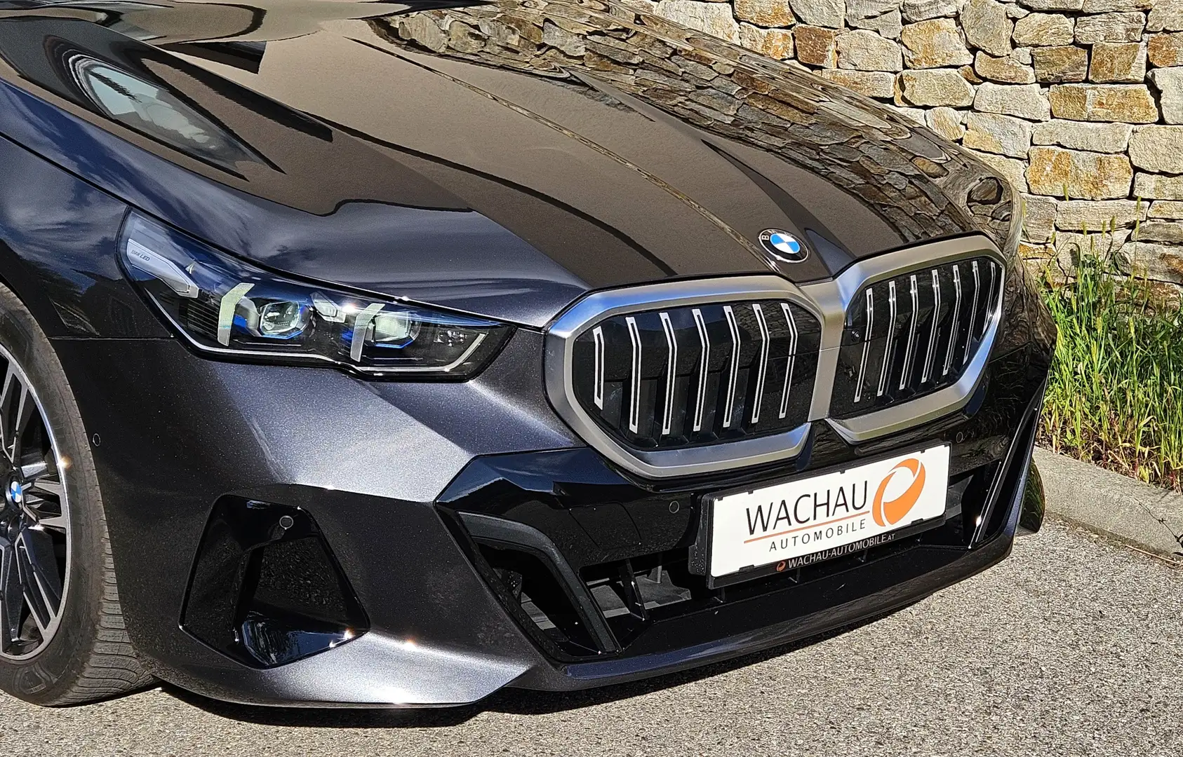 BMW 520 d Touring MHEV Aut.*M-Paket*Memory*Harman Kardon* Grau - 2