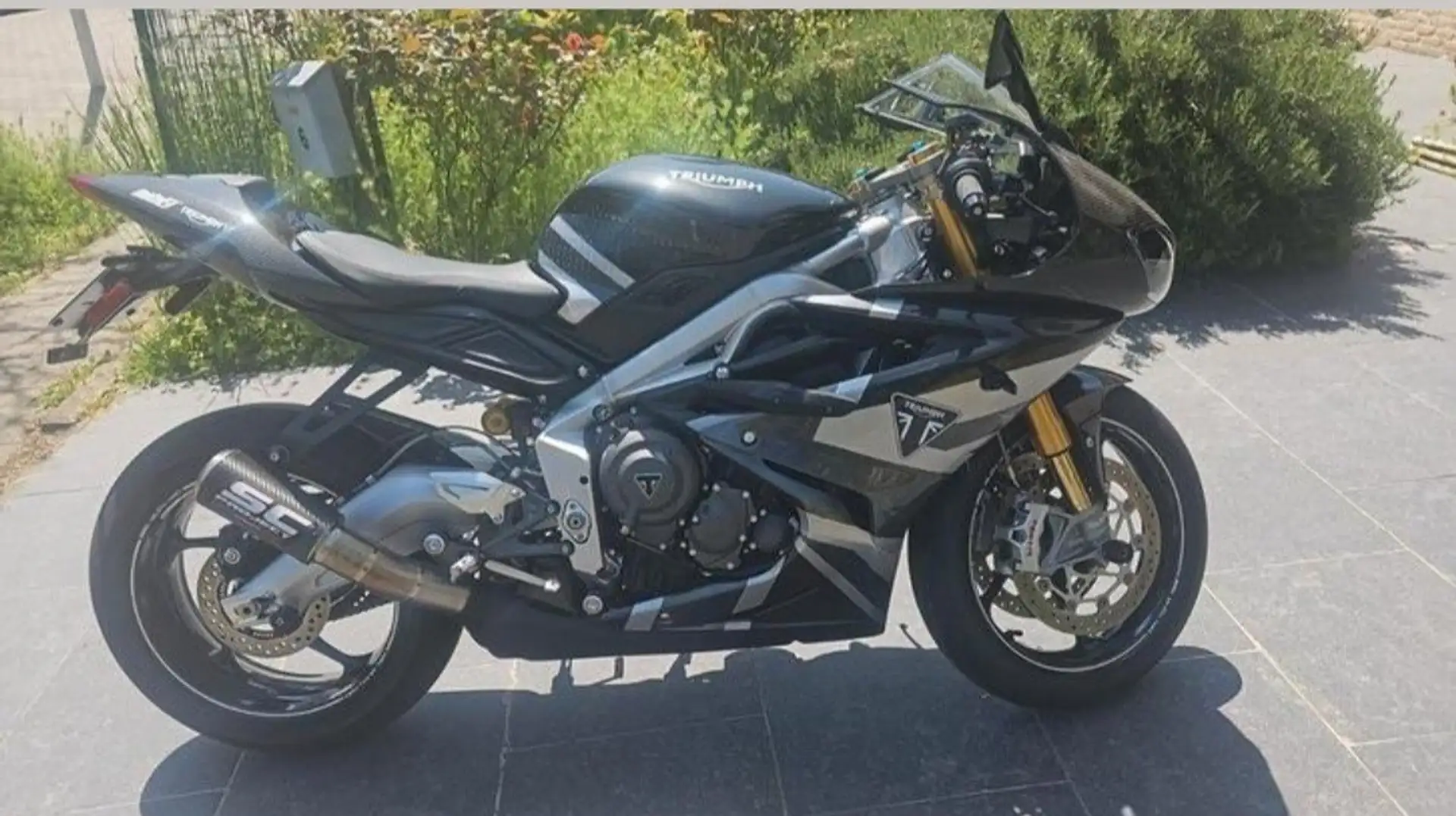 Triumph Daytona 675 765 moto2 Noir - 2