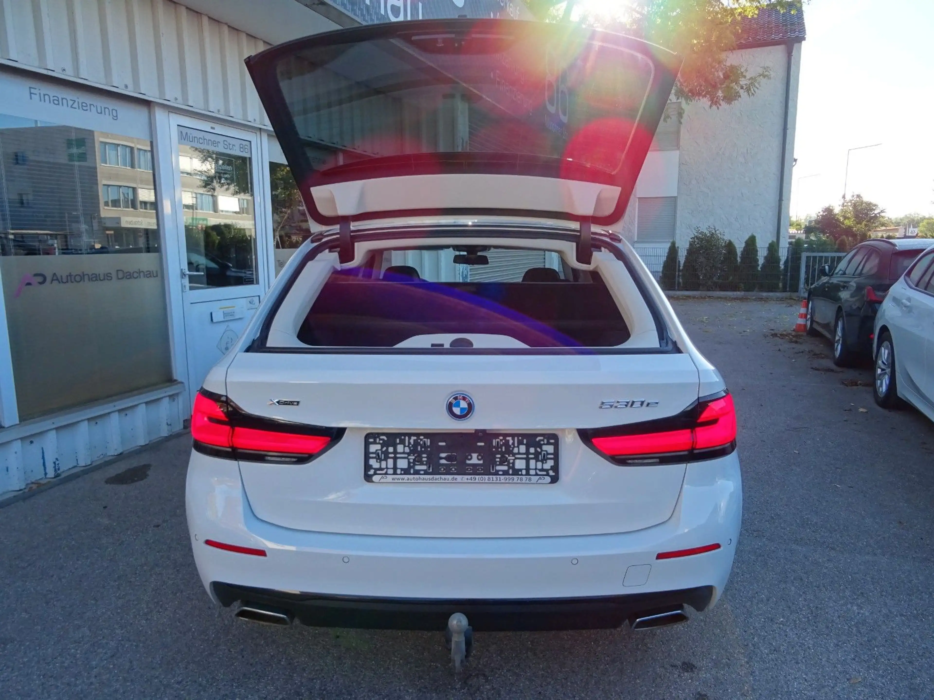 BMW 530 e xDrive Touring Navi Leder Massage HUD Pano — photo 5