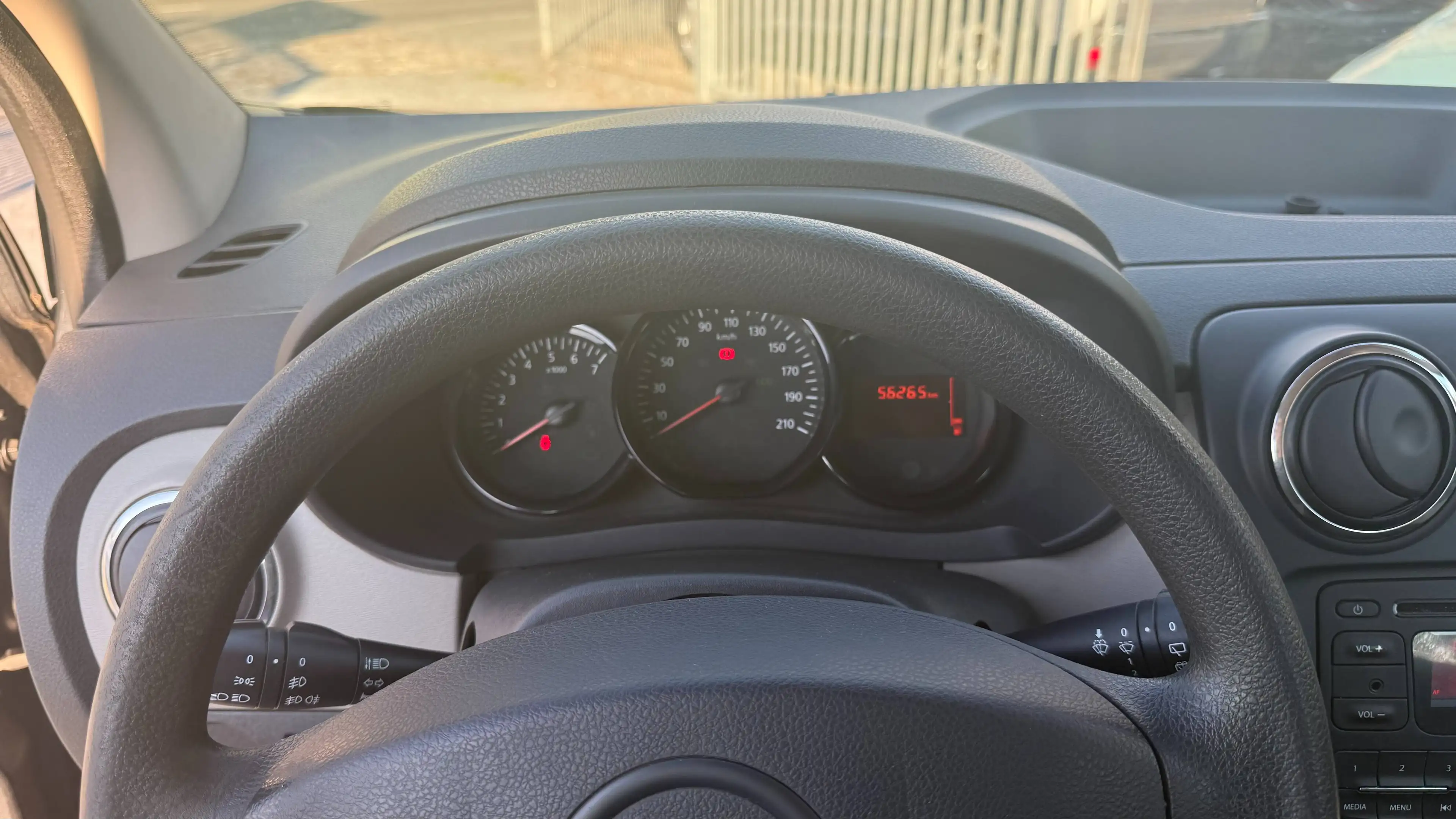 Dacia Lodgy Ambiance ERSTE HAND 56000 KM 7 SITZER KLIMA TÜV 03/28 — photo 15