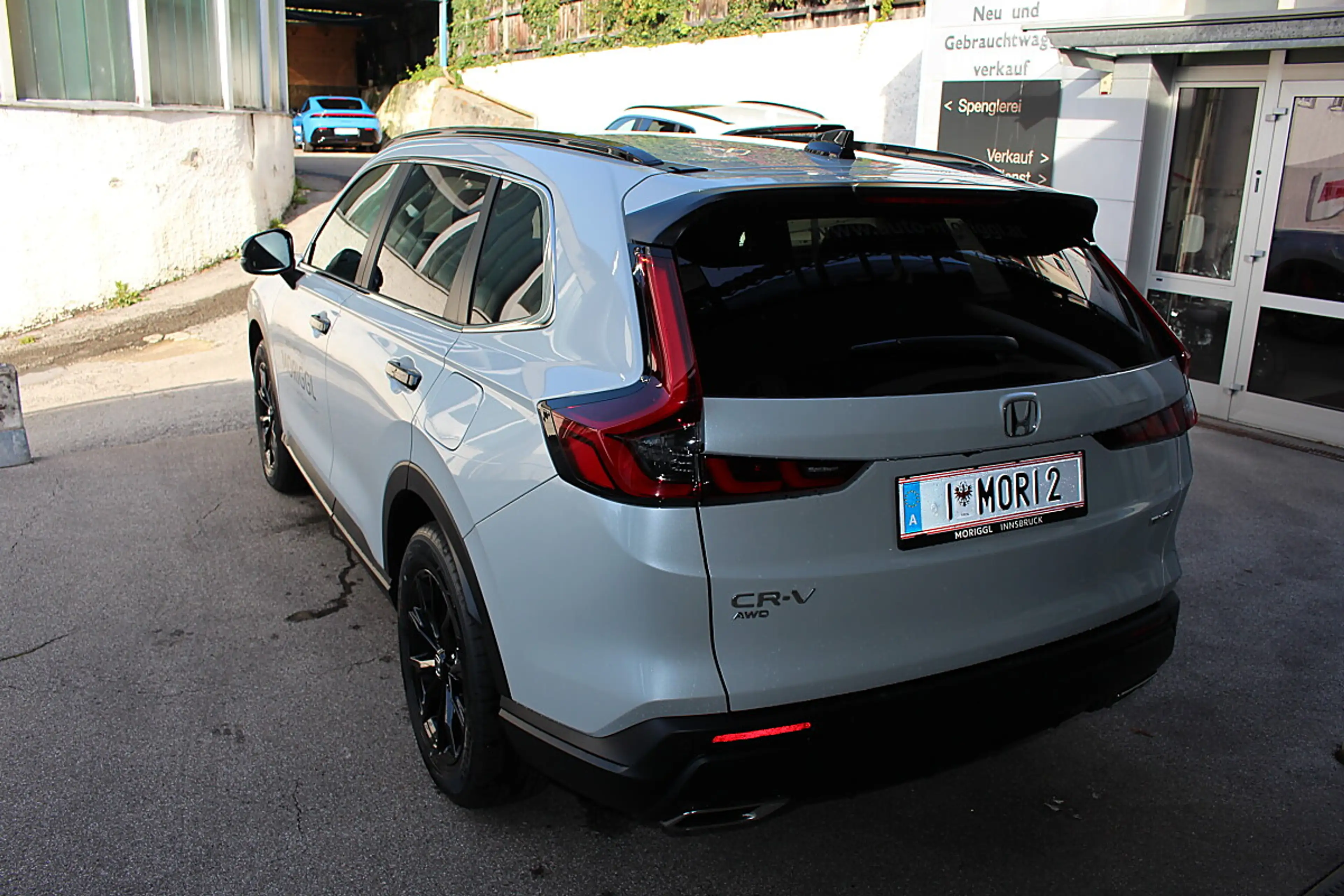 Honda CR-V 2,0 i-MMD e:HEV Elegance AWD Aut. — photo 9