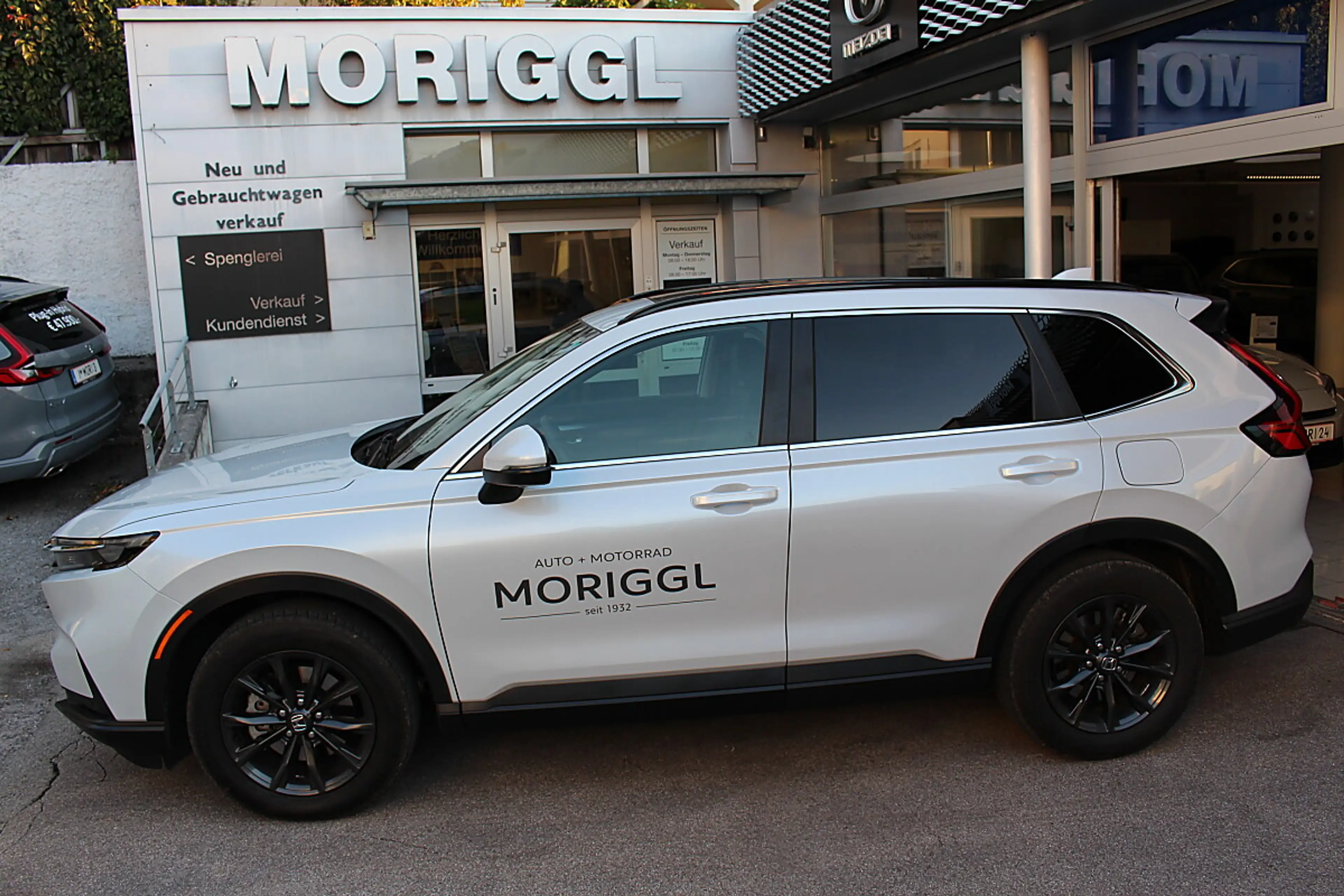 Honda CR-V 2,0 i-MMD e:HEV Elegance AWD Aut. — photo 13